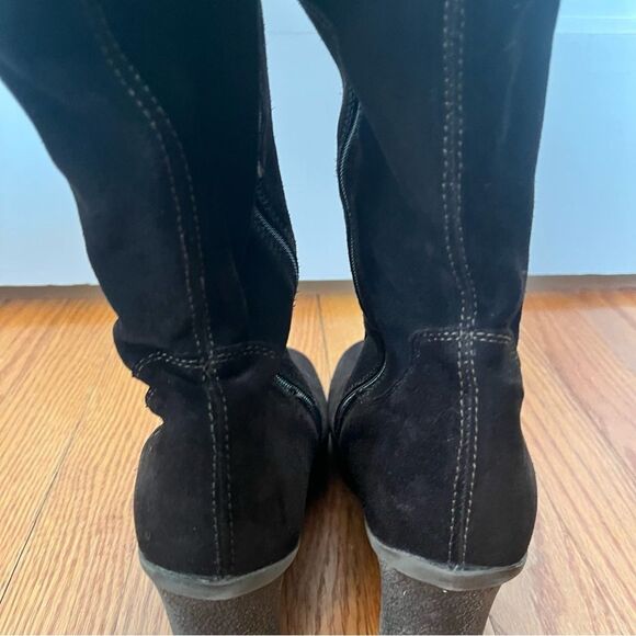 Clarks Dark Brown High Knee Suede Embroidered Wedge Rodeo Boots 8.5 - Picture 5 of 14